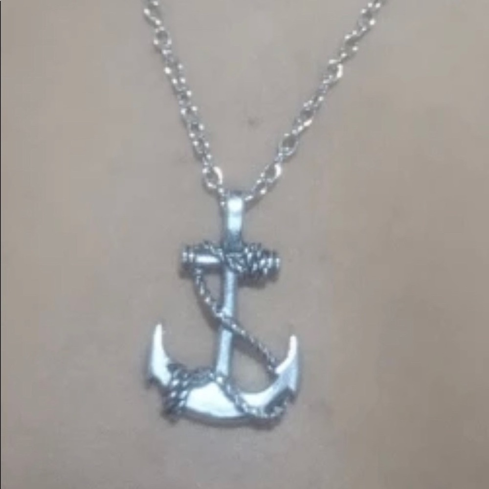 Anchor Necklace- Silver - Picture 2 of 3